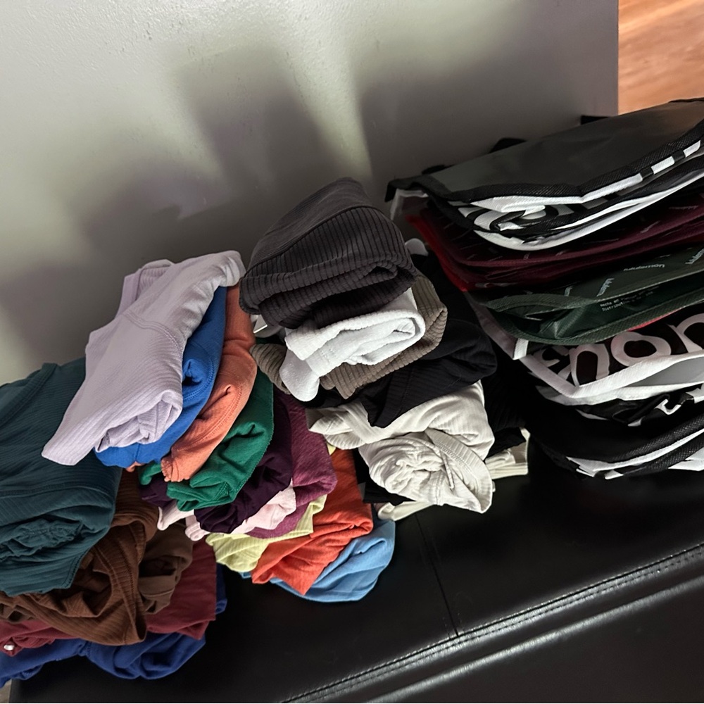 LULEMON CLOSET CLEAROUT HAPPENING NOW